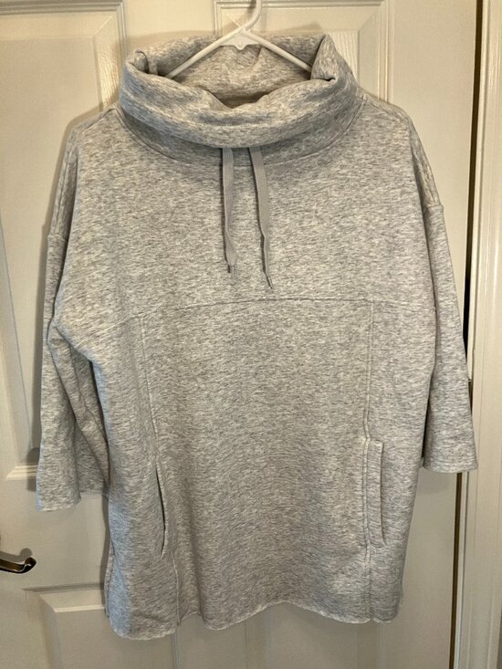 UGG Funnel Neck Pullover Sweatshirt – Gray Heather – Size L – Oversized Cozy - Picture 1 of 4